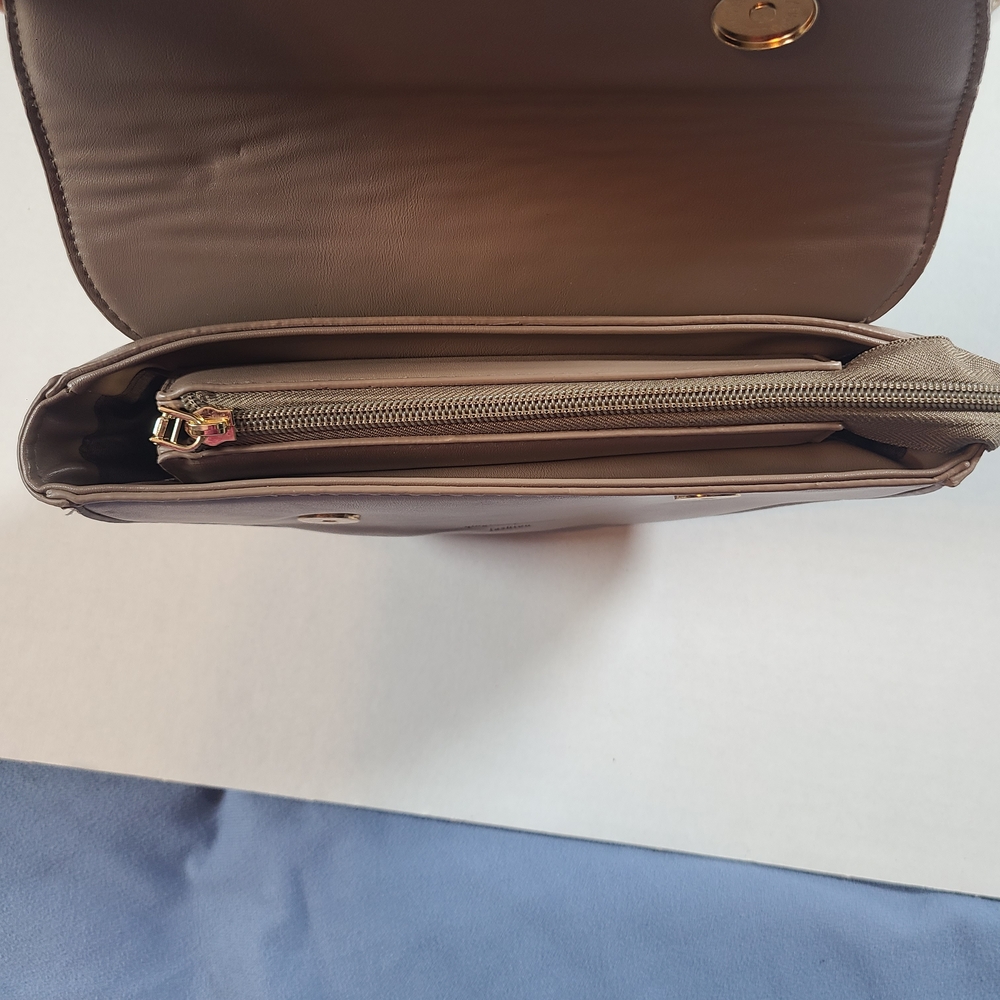 Kinganrun Elegant Taupe Crossbody Shoulder Bag NWOT 2 Straps 8.3x5.1x3.1 Inches - Picture 4 of 7